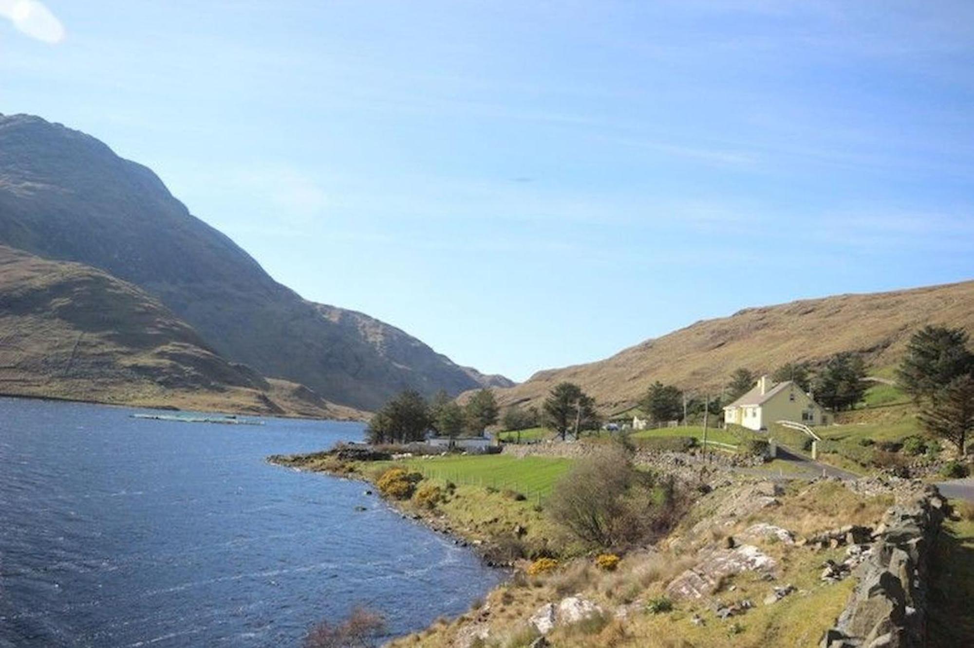 Lough Fee Renvyle别墅 外观 照片